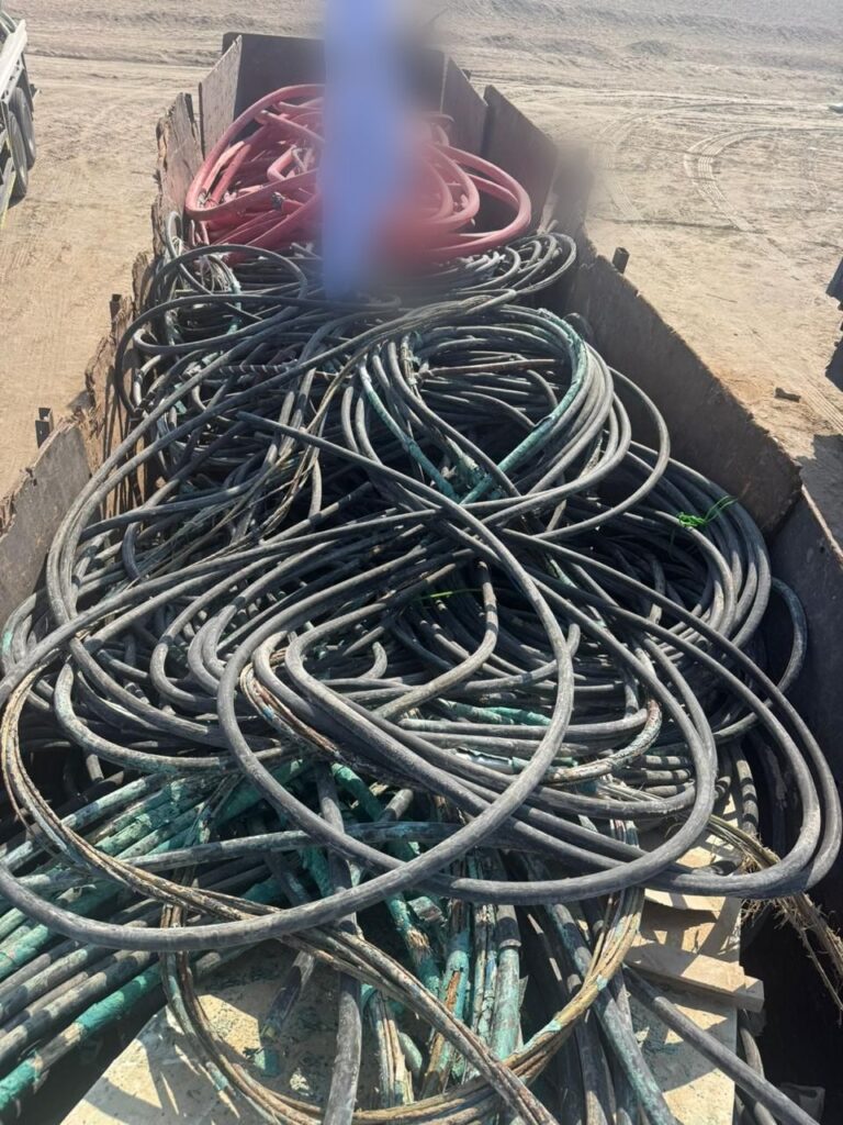 Cable scrap loaded for transport – Mirfa 2 SWRO Project